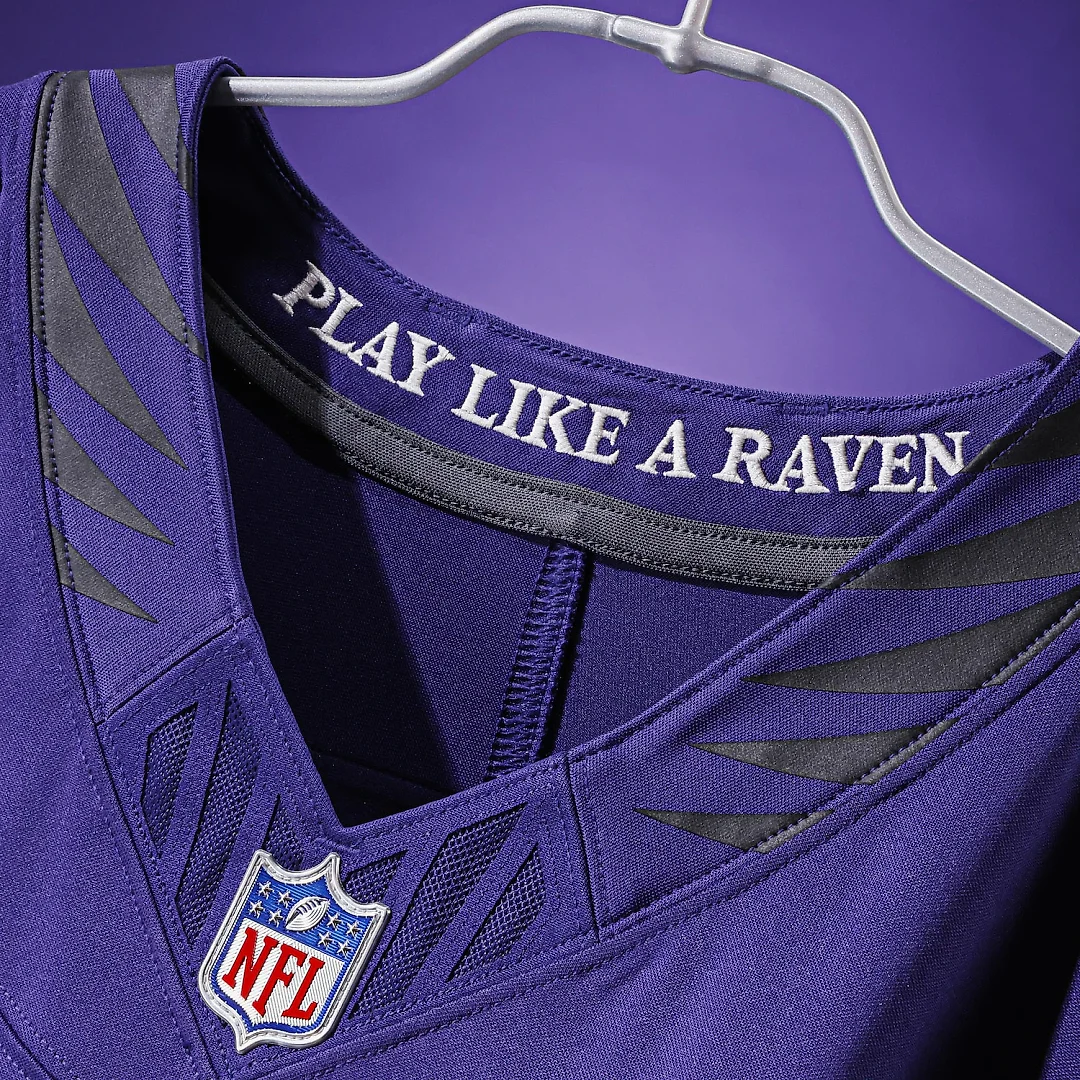 Zennovawear Lamar Jackson Baltimore Ravens Team Vapor FUSE. Stitched Limited Jersey - Purple